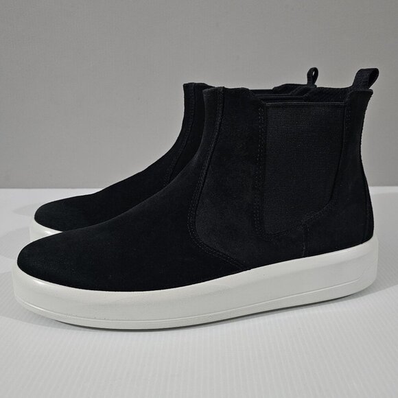 Ecco Soft 9 II Ankle Bootie Womens EU 42 Black Suede Sneaker Chelsea Platform - Picture 1 of 15
